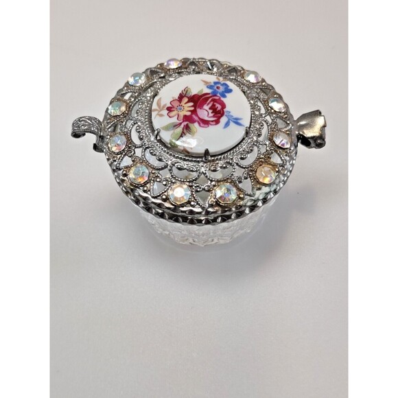 Small Floral Ring Holder With Rhinestones Made In Czech Republic - Picture 2 of 10